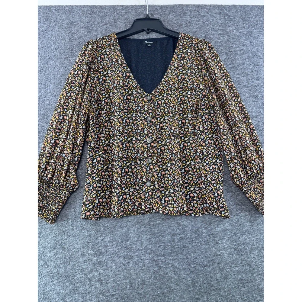 Madewell Ditsy Floral Button Front V-Neck Top Smocked Cuff